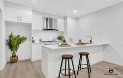 11 Bambusa Way, Clyde North, Vic 3978