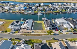 18 Grevillea Drive, Jacobs Well, Qld 4208