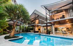 11 Beachfront Mirage Drive, Port Douglas, Qld 4877