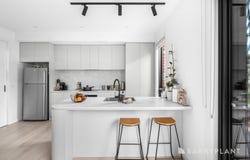 4/37 Thackeray Road, Reservoir, Vic 3073
