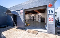 15 Stanley Street, Peakhurst, NSW 2210