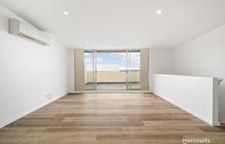 304/8 Berkeley Street, Doncaster, Vic 3108