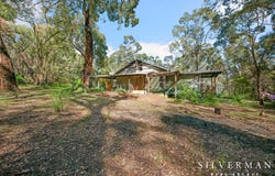 55 Banksia Grove, Stoneville, WA 6081