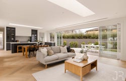 12-14 Allan Street, Berwick, Vic 3806