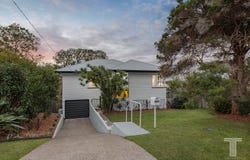 19 Nurstead Street, Camp Hill, Qld 4152