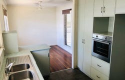 33 LESLIE Drive, Moranbah, Qld 4744