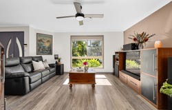 10 Dalton Court, Springwood, Qld 4127