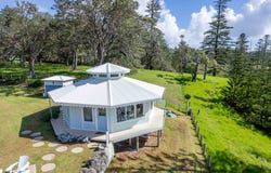 34o/Martins  Road, Norfolk Island, NSW 2899