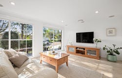 17 Bangalow Avenue, Mona Vale, NSW 2103