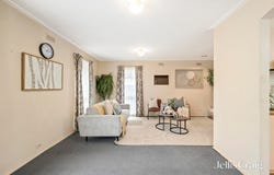 16 Robert Court, Croydon, Vic 3136