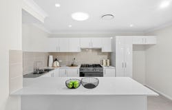 24 Greenwood Parkway, Jordan Springs, NSW 2747