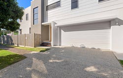 14 Kallay Street, Miami, Qld 4220
