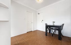 28/10-14 Purli Street, Chevron Island, Qld 4217