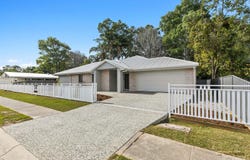 2/18  PROGRESS AVENUE, Beachmere, Qld 4510