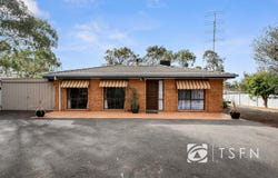 8 Backhaus Street, White Hills, Vic 3550