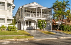 10 Signal Row, Shorncliffe, Qld 4017
