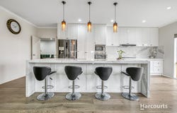 8 Allardice Parade, Berwick, Vic 3806