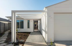 2/1 Leicester Avenue, Mount Eliza, Vic 3930