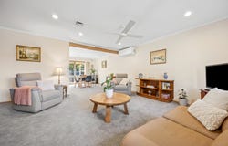 18 Lauren Close, Dingley Village, Vic 3172