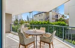 68/100 Old Burleigh Road, Broadbeach, Qld 4218