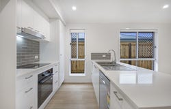 81 Boomi Avenue, South Maclean, Qld 4280