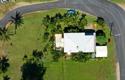 66 Taylor St, Tully Heads, Qld 4854