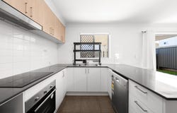 242/85 Nottingham Road, Calamvale, Qld 4116