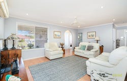 9 Sonder Street, Urangan, Qld 4655