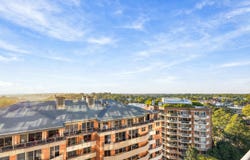 1009/135-137 Pacific Highway, Hornsby, NSW 2077