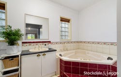 80 Two Mile Road, Newborough, Vic 3825