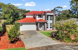 13 Shaw Place, Redland Bay, Qld 4165