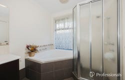 14 Two Rivers Loop, Ellenbrook, WA 6069