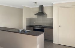 10 Mia Street, Sale, Vic 3850