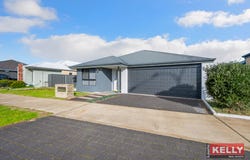 34 Parkhurst Avenue, Hilbert, WA 6112