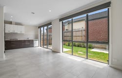 2/23 Liverpool Road, Kilsyth, Vic 3137