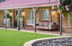 206 Mona Drive, Jimboomba, Qld 4280