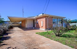 2 Matthew Crescent, Whyalla Stuart, SA 5608