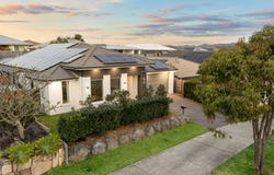 13 HALL COURT, Bellbird Park, Qld 4300
