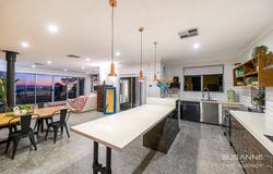 59 Basildon Road, Lesmurdie, WA 6076