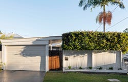 13 Longfellow Street, Norman Park, Qld 4170