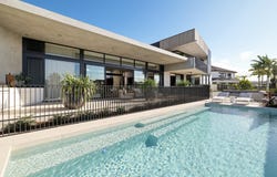2 Saywell Street, Sorrento, Qld 4217
