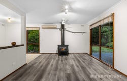 18 McKenzie King Drive, Millgrove, Vic 3799