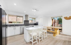 2 Eden Close, Kanwal, NSW 2259