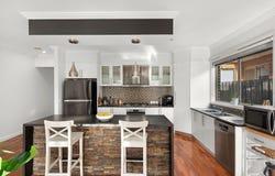 88 Lakeside Drive, Roxburgh Park, Vic 3064