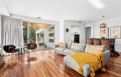 11 Rylstone Crescent, Crace, ACT 2911