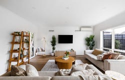 2/15 Caleb Street, Bentleigh East, Vic 3165