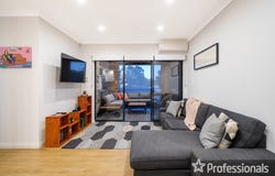 8/1 Mercer Way, Balga, WA 6061