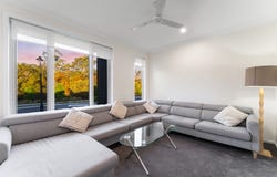 18 Australis Circuit, Greenbank, Qld 4124