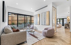 18A Greendale Road, Doncaster East, Vic 3109