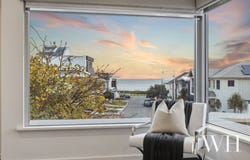 16 Orsino Boulevard, North Coogee, WA 6163